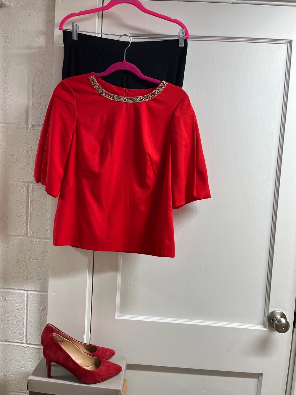 3 pc. Noche Mio Red top/VS skirt/Franco Sarto heels